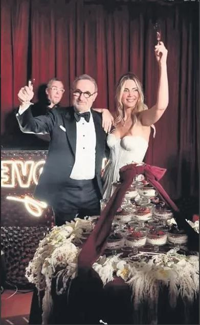 Mücevher Kralı Naim Gençoğlu 66 yaşında damat oldu: Çocukları küskün, sosyete şaşkın… - Resim: 3