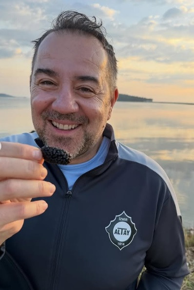 Ata Demirer’e Altay’dan anlamlı jest: İsme özel forma - Resim : 1