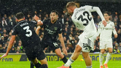 Premier Lig'de çılgın maç! Manchester City az kalsın 5-1'den puan kaybediyordu