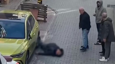 Güpegündüz ev sahibini kalbinden vurarak öldürdü