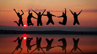 Yalnızlık artıyor ama gerçek dostluk hayat kurtarıyor