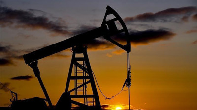 Brent petrol neden düşüyor? İran nükleer görüşmeleri fiyatları sallıyor (25 Şubat 2026)
