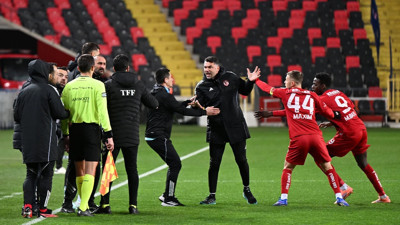 PFDK, Burak Yılmaz'a 3 maç ceza verdi