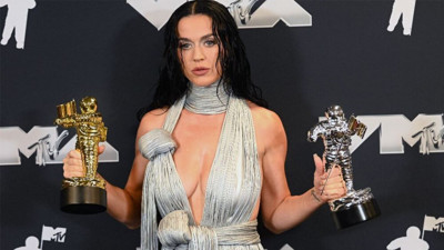 Suudi Arabistan’da Katy Perry fırtınası: Dakikada 300 bin dolar