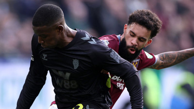 West Ham United evinde Sunderland'i ilk yarıda attığı 3 golle devirdi