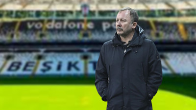 Beşiktaş'ın yeni transferi Yasin Özcan, bu akşam İstanbul'da