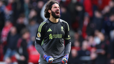 Liverpool'da Alisson Becker Galatasaray'a karşı forma giyemeyecek