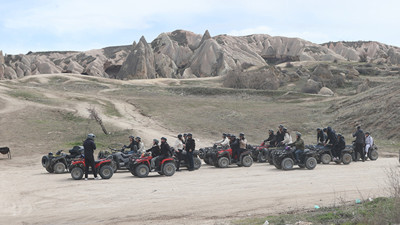 Bayram tatili Kapadokya'daki turizm merkezlerini hareketlendirdi