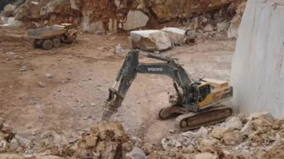 Pakistan'da mermer madeni çöktü: 9 ölü, 3 yaralı