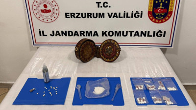 Ceylan derisine yazılmış altın işlemeli Tevrat bulundu