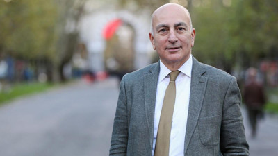 Mahfi Eğilmez, çocukluğunun Türkiye’sini anlattı