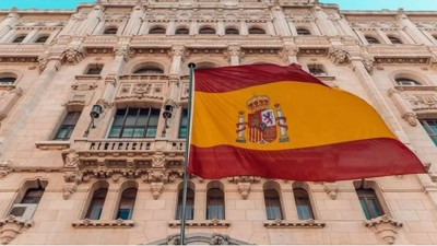 İspanya Tahran Büyükelçiliğini yeniden açtı