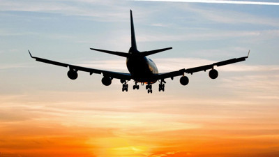 Hava yolu şirketi, uçak yakıtı maliyetlerindeki artış nedeniyle 6 hattını uçuşa kapattı