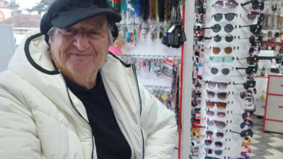 Emekli müzik öğretmeni evinde ölü bulundu