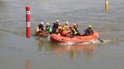Bingöl’de rafting şampiyonası: Horon ve halayla birlik mesajı verildi