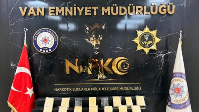 Van’da durdurulan araçtan 16 kilo kokain çıktı