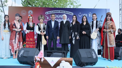 ‘Uluslararası Ninni Festivali’nde Anneler Günü’ne özel ezgiler seslendirildi
