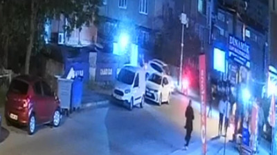 Otomobille çarpışan motosikletin sürücüsü yaralandı