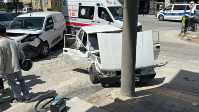 Ehliyetsiz sürücü kazaya karıştı, araç sahibine de ceza çıktı