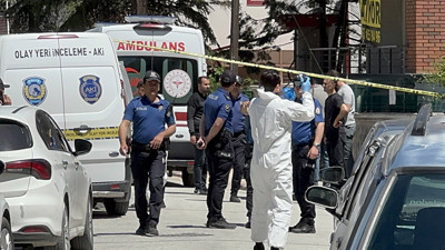 Kanlı eller cinayeti itiraf etti: Gözü dönmüş evlat dehşet saçtı