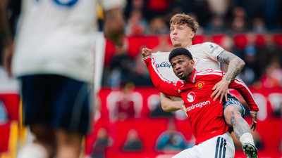 Manchester United Nottingham Forest'ın 8 maçlık serisine son verdi