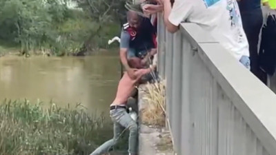 Sakarya’da köprü üzerinde ikna çabası: 2,5 saat sonra kurtarılabildi