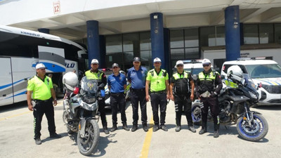 Bayram öncesi otogarda emniyet kemeri denetimi: Polis vatandaşları bilgilendirdi