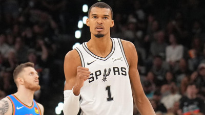 Batı Finalleri kafa kafaya: Spurs kazandı seri eşitlendi