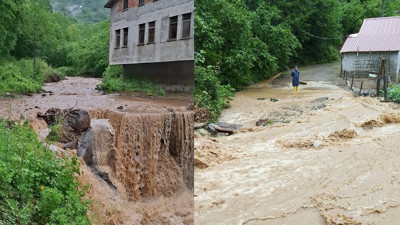 Borçka'yı sağanak ve heyelan vurdu