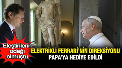 Eleştirilerin odağındaydı: Elektrikli Ferrari’nin direksiyonu Papa’ya hediye edildi