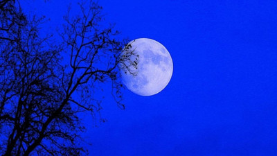 Bu gece herkes gökyüzüne bakacak: Mavi Ay ve Mikro Ay 2053 yılına kadar birlikte görülmeyecek