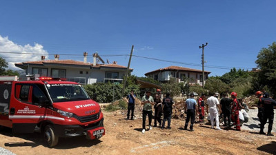 Muğla'da altyapı çalışmasında bir işçi toprak altında kaldı