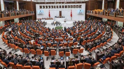 AK Parti’den yeni kanun teklifi: Emniyet, basın ve vergi düzenlemeleri komisyon gündeminde