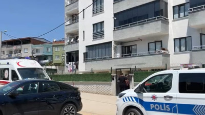 Evden yükselen çığlıklar acı sonla bitti: Cani adam eşini bıçaklayarak öldürdü