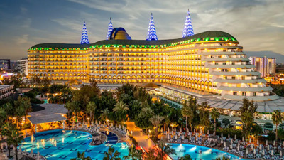 Alman gazetesi Bild, Delphin Imperial’i Antalya’nın en iyi otelleri arasında gösterdi