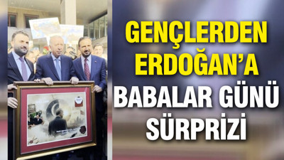 Gençlerden Erdoğan’a Babalar Günü sürprizi