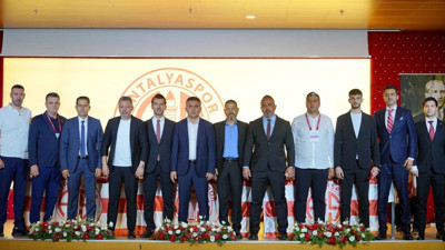Antalyaspor’da görev dağılımı tamamlandı: İşte yeni yönetimin yer alan isimler