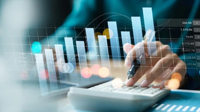 Hizmet, perakende ticaret ve inşaatta güven arttı