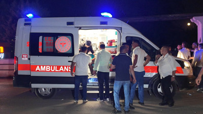 İki farklı dünya yan yana: Bir tarafta can pazarı, diğer tarafta düğün dernek