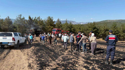 Samsun'da biçerdöverin alev aldı...150 dekarlık buğday ve arpa tarlaları yandı