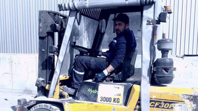 Devrilen forkliftin altında kalan işçi hayatını kaybetti