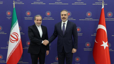 Bakan Fidan, İranlı mevkidaşı Erakçi ile görüştü