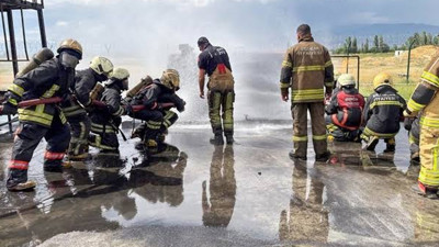 Erzincan Belediyesi itfaiye personelinin mesleki eğitimleri devam ediyor