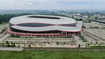 Süper Lig ekibinde büyük endişe: Stat ilk maça yetişmeyebilir