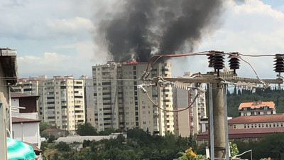 Gebze'de korkutan yangın itfaiyenin müdahalesiyle söndürüldü