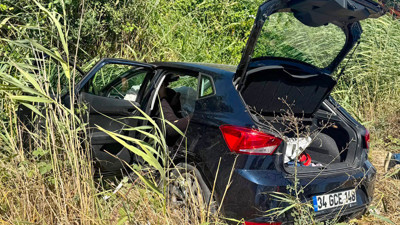 Bursa'da otomobil sulama kanalına devrildi: 6 kişi yaralandı