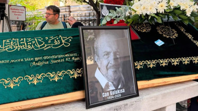 Usta oyuncu Can Kolukısa son yolculuğuna uğurlandı