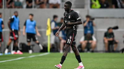 Beşiktaş'ta kırmızı kart gören Ouattara özür mesajı paylaştı