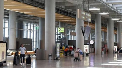 Uçaktan indiği anda yakalandı: Dalaman Havalimanı’nda hareketli anlar
