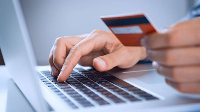 Yüzlerce kez sipariş verip iptal ettirdi: Milyonlarca dolarlık zarara yol açan kadın tutuklandı